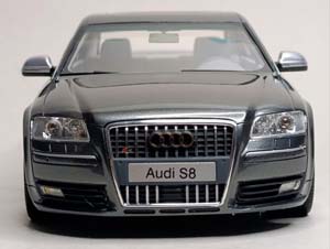 AUDI S8 D3 (A8) OTTOMOBILE 1:18 РАРИТЕТ — фото 2