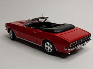 CHEVROLET CAMARO SS 396 CABRIO RED 1:18 — фото 5