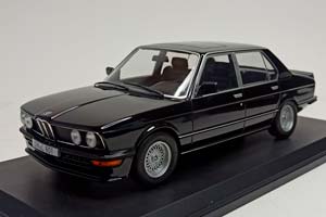 BMW M535 (E12) BLACK 1:18 NOREV