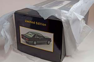 MERCEDES 560 SEC W126 BLACK 1:18 KK SCALE — фото 9