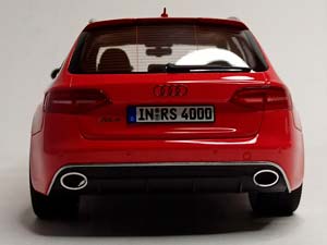 AUDI RS4 AVANT GT SPIRIT 1:18 — фото 4