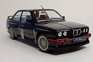 BMW M3 E30 SPORT EVO BLACK 1:18 SOLIDO — фото 5