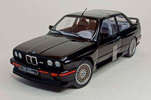 BMW M3 E30 SPORT EVO BLACK 1:18 SOLIDO