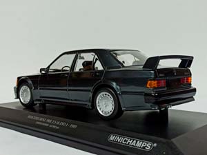 MERCEDES 190E W201 2,516 EVO 1 MINICHAMPS 1:18 — фото 2