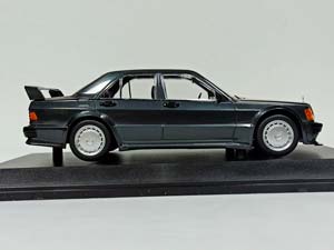 MERCEDES 190E W201 2,516 EVO 1 MINICHAMPS 1:18 — фото 5