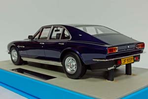 ASTON MARTIN LAGONDA SALOON 1974 BLUE 1:18 — фото 3
