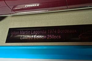 ASTON MARTIN LAGONDA SALOON 1974 RED 1:18 — фото 10