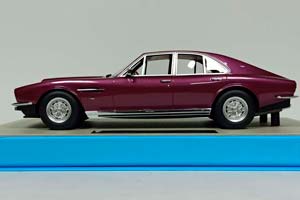 ASTON MARTIN LAGONDA SALOON 1974 RED 1:18 — фото 2