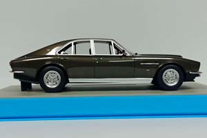 ASTON MARTIN LAGONDA 1974 OLIVE GREEN 1:18 — фото 5