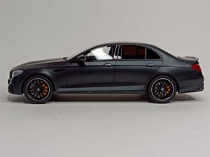 MERCEDES AMG E63 S 4 MATIC EDITION W213 1:18 — фото 2