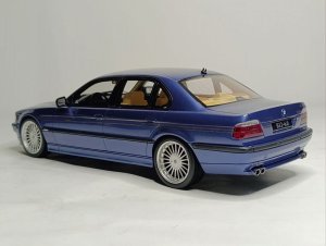 BMW ALPINA B12 6,0 E38 OTTOMOBILE 1:18 — фото 2