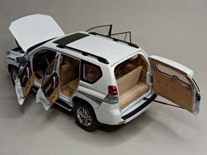 TOYOTA LAND CRUISER PRADO ДИЛЕРСКИЙ 1:18 — фото 3