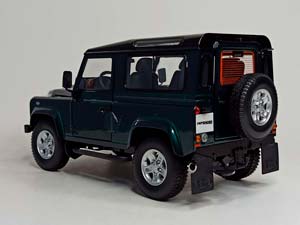 LAND ROVER DEFENDER 90 GREEN 1:18 KYOSHO — фото 2