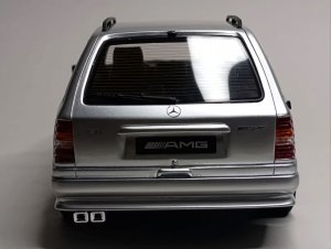 MERCEDES E36 AMG S124 (W124) 1:18 OTTOMOBILE — фото 3