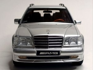 MERCEDES E36 AMG S124 (W124) 1:18 OTTOMOBILE — фото 7