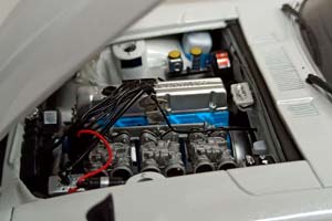 NISSAN FAIRLADY Z (S30) WHITE KYOSHO 1:18 — фото 3