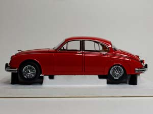 JAGUAR MARK 2 RED 1:18 ICONS MODELS — фото 2