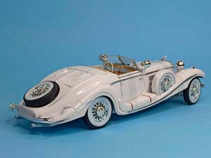 MERCEDES 500K 1936 SPECIALROADSTER MAHARADCHA 1:18 — фото 5