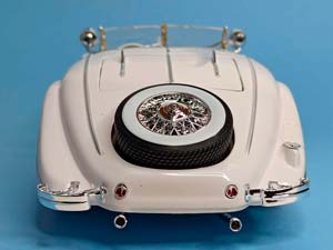 MERCEDES 500K 1936 SPECIALROADSTER MAHARADCHA 1:18 — фото 8