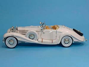 MERCEDES 500K 1936 SPECIALROADSTER MAHARADCHA 1:18 — фото 9
