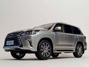 LEXUS LX 570 SONIC TITANIUM 1:18 KYOSHO — фото 9