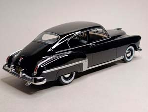 OLDSMOBILE ROCKET 88 BOS MODELS 1:18 — фото 5