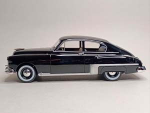 OLDSMOBILE ROCKET 88 BOS MODELS 1:18 — фото 2