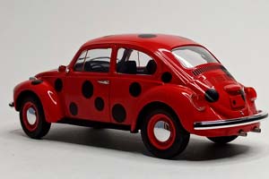 VW VOLKSWAGEN KAFER 1303 "MARIENKAFER" 1:18 SOLIDO — фото 6