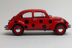 VW VOLKSWAGEN KAFER 1303 "MARIENKAFER" 1:18 SOLIDO — фото 7