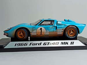 FORD GT40 MK II #1 SHELBY COLLECTIBLES 1:18 — фото 2