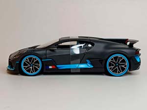 BUGATTI DIVO 1:18 BBURAGO — фото 3