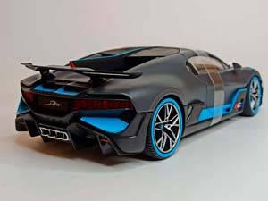 BUGATTI DIVO 1:18 BBURAGO — фото 6