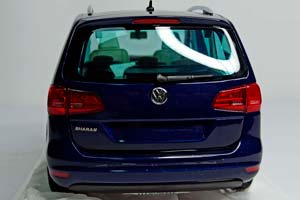VW VOLKSWAGEN SHARAN BLUE 2010 MINICHAMPS 1:18 — фото 6