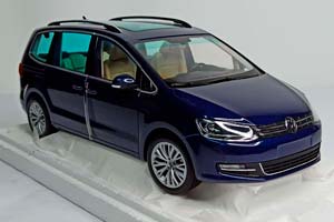 VW VOLKSWAGEN SHARAN BLUE 2010 MINICHAMPS 1:18 — фото 9