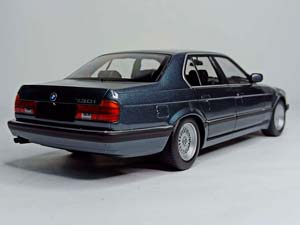 BMW 730I E32 1986 GREY 1:18 MINICHAMPS — фото 6