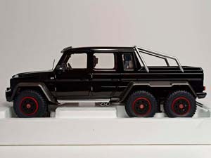 MERCEDES G63 6X6 BLACK AUTOART 1:18 — фото 3