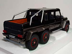 MERCEDES G63 6X6 BLACK AUTOART 1:18 — фото 6