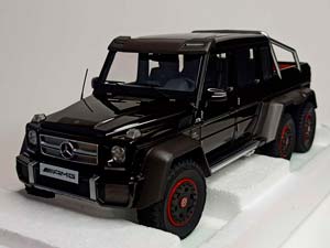 MERCEDES G63 6X6 BLACK AUTOART 1:18