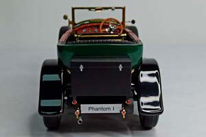 ROLLS-ROYCE PHANTOM GREEN KYOSHO 1:18 — фото 3