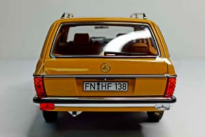 MERCEDES 200 W123 S123 T-MODEL 1982 1:18 — фото 4