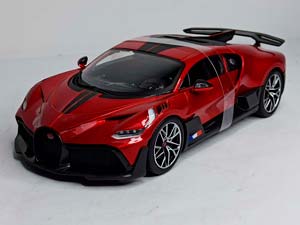 BUGATTI DIVO RED 1:18 BBURAGO