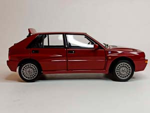 LANCIA DELTA HF INTEGRATE EDIZIONE 1:18 KYOSHO — фото 9