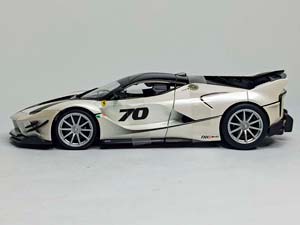 FERRARI FXX K EVO 1:18 BBURAGO — фото 3