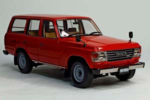 TOYOTA LAND CRUISER 60 RED KYOSHO 1:18 — фото 8