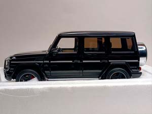 MERCEDES G63 AMG 2015 BLACK ALMOST REAL 1:18 — фото 7