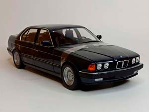 BMW 730I 1986 BLUE (E32) 1:18 MINICHAMPS — фото 7