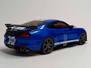 FORD MUSTANG SHELBY GT500 SOLIDO 1:18 — фото 5