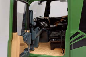 MERCEDES ACTROS GIGASPACE 4X2 2018 NZG 1:18 — фото 6