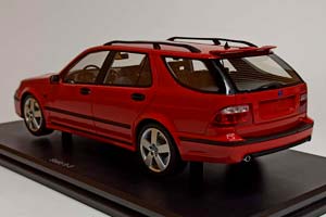 SAAB 9-5 SPORT COMBI AERO 2005 DNA 1:18 — фото 3