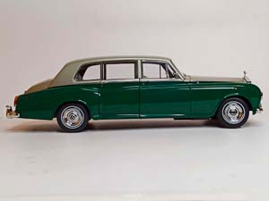 ROLLS-ROYCE PHANTOM VI KYOSHO 1:18 — фото 6
